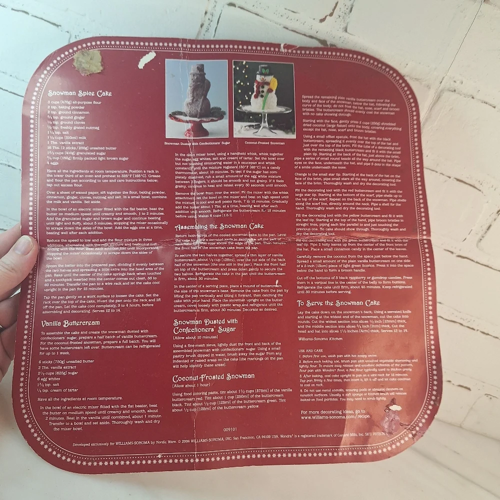 Williams-Sonoma 3D Snowman Cake Pan
